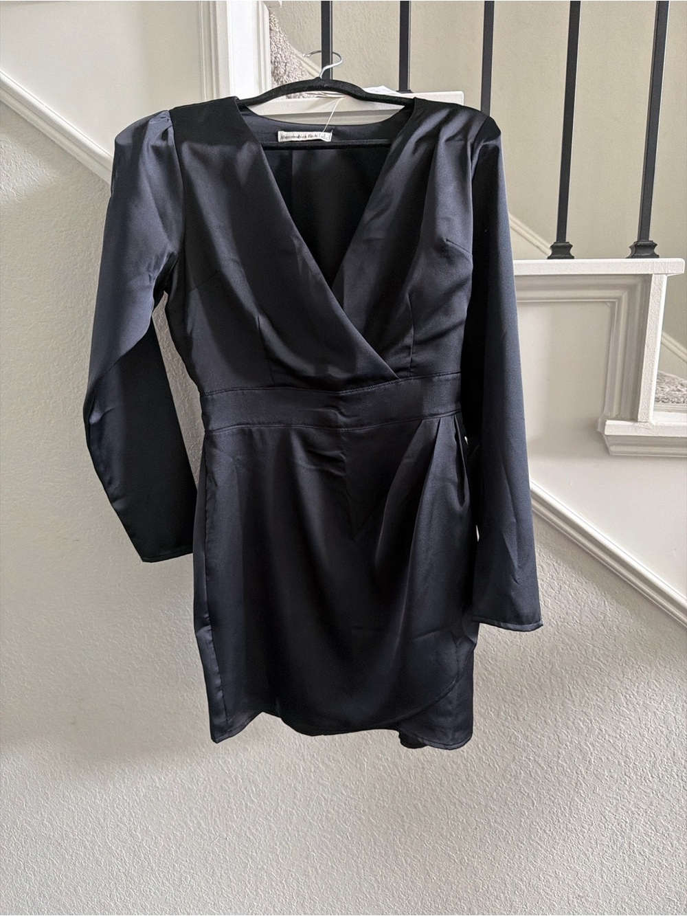 Abercrombie & Fitch Black Long-Sleeve Wrap-Style Dress